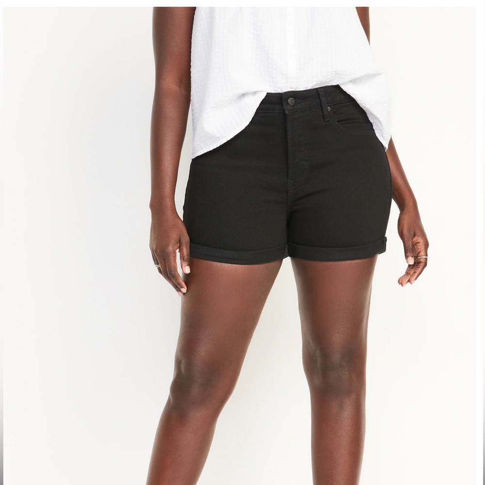 Old Navy OG Straight Secret Smooth Pockets Short